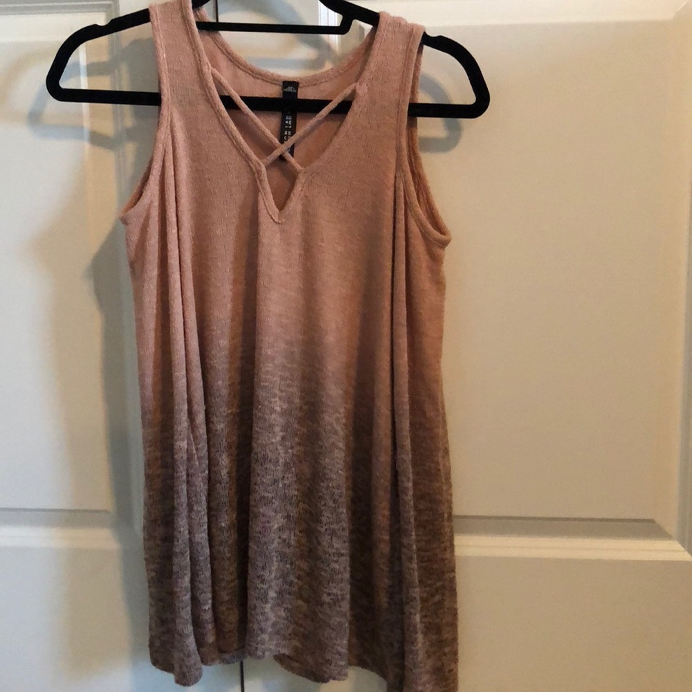 Design Lab cold shoulder sweater